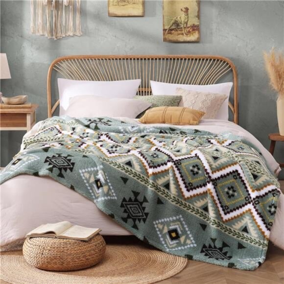 Boho Sherpa Throw Blanket Aztec Olive Green Ultra Soft Warm Cozy Plush Fleece NW - Picture 5 of 5